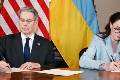 alt="US, Ukraine Seal Critical Minerals Pact After Political Tensions Ease"