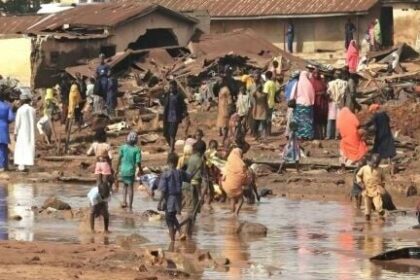 alt="Deadly Floods in Nigeria Submerge Whole Market Town, Kill 88"