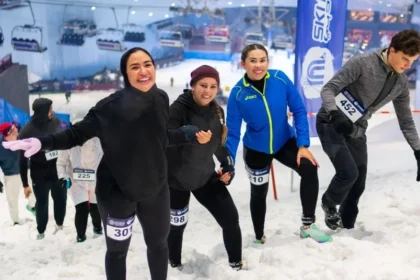 alt="DXB Snow Run 2025 Draws 700 Global Athletes"