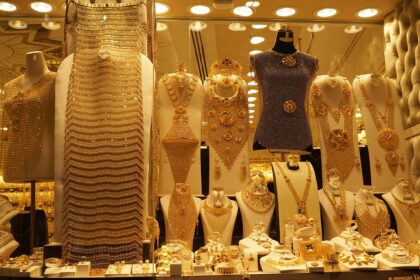 alt="Dubai Prices Crash Dh30 - Should You Buy Now or Wait for Rock Bottom?"