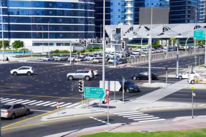 alt="Stuck at a Red Light? Dubai's AI Traffic System Now Rewards This Smart Driver Move"