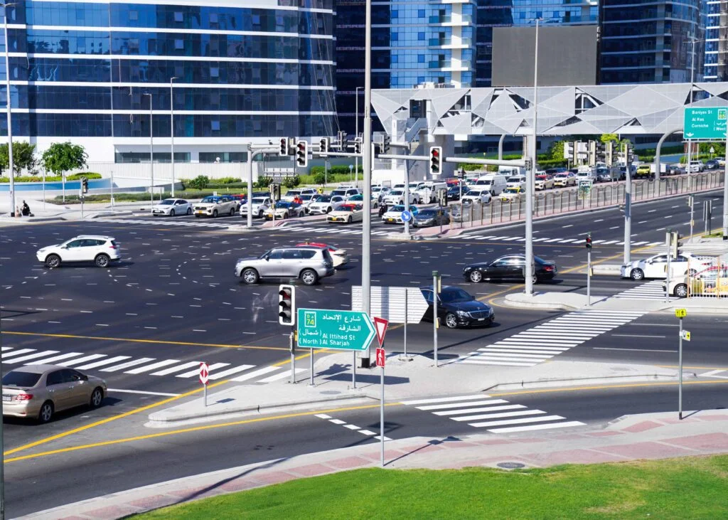 alt="Stuck at a Red Light? Dubai's AI Traffic System Now Rewards This Smart Driver Move"