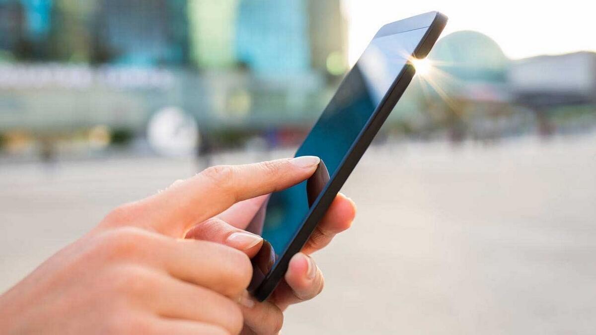 alt="UAE to Temporarily Suspend Critical Traffic, Police Services App for 18 Hours"