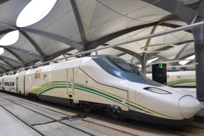 alt="Haramain High-Speed Railway Gives Hajj 2025 Pilgrims 50% Discount"