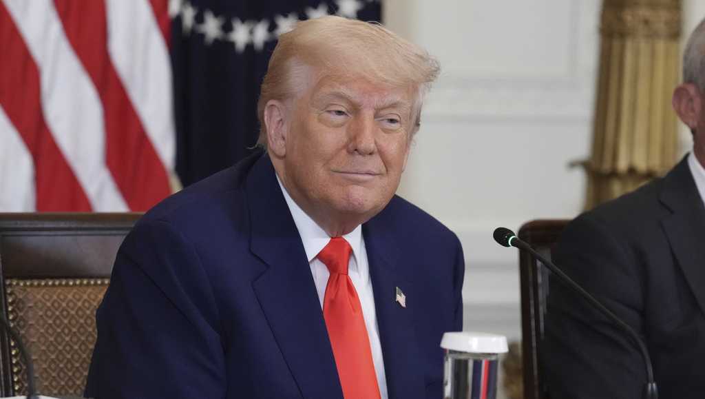 alt="Trump Threatens 50% EU Tariff Starting June 1 Amid Stalemate"