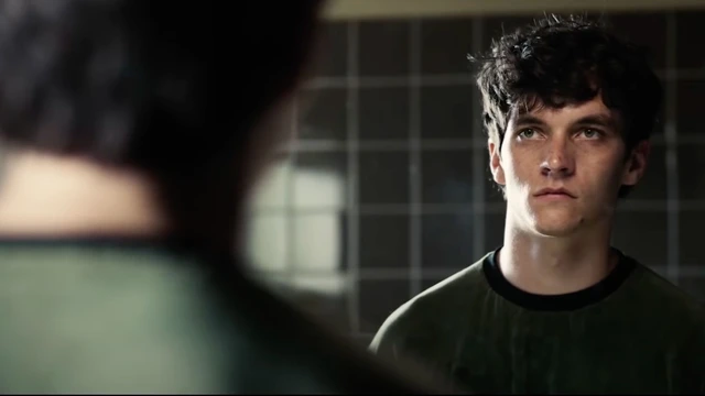 alt="'Black Mirror: Bandersnatch' Expiring Soon on Netflix—Watch Before Leaving"