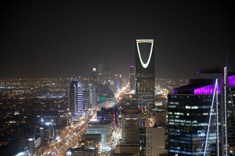 alt="Saudi’s Carton King Eyes Global Expansion After Blockbuster IPO Surge"
