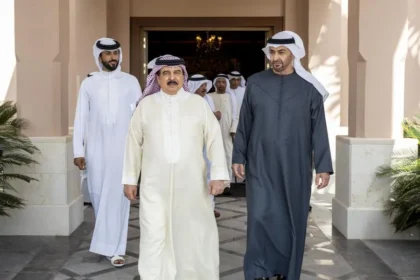 alt="UAE President Receives Bahrain King, Pledges Enhanced Bilateral Cooperation"