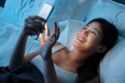 alt="Take the Phone or Risk Sleep? How to Break Teen Scrolling Habit"