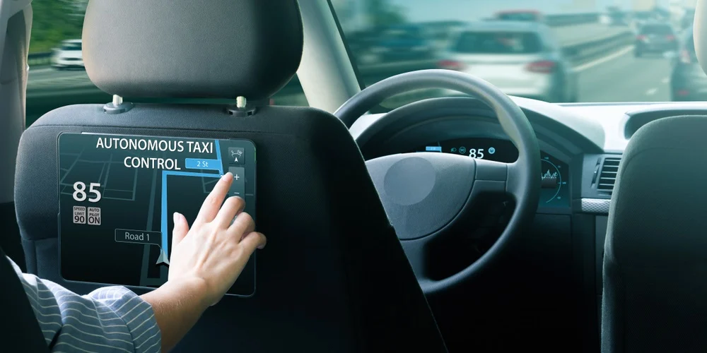 alt="Saudi Arabia Goes Into Autopilot: Riyadh One of 5 Cities That Will See Self-Driving Taxi Revolution"