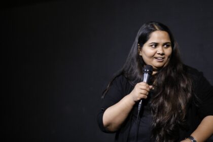 alt="Sumukhi Suresh Unleashes Raw Laughs, Attitude, and Self-Love in Dubai"