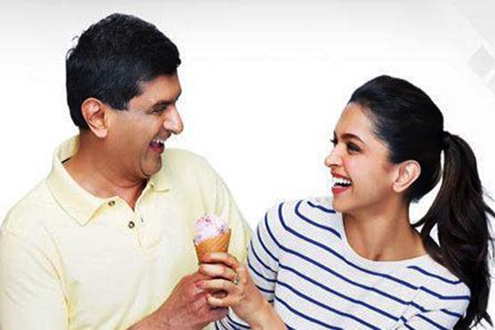 alt="Deepika Padukone Gives Dad Prakash Padukone a Surprise 70th Birthday Celebration"