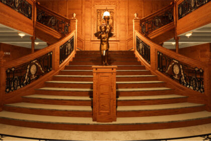 alt="Step Inside Titanic: Dubai’s New VR Exhibit Reimagines History"