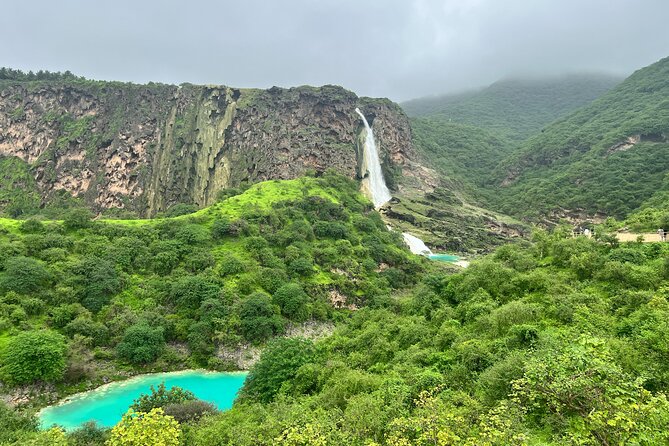 alt="Discover Oman's Green Wonderland with Khareef Magic: A 6-Day Salalah Itinerary"