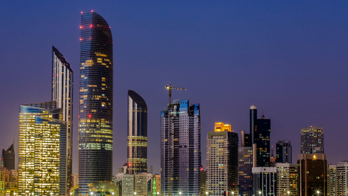 alt="Abu Dhabi Announces Comprehensive New Regulations for Real Estate Industry "