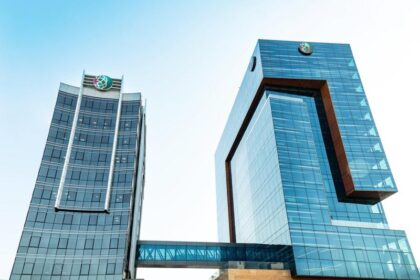 alt="In H1 2025, Sharjah Islamic Bank's profit increased by 25% to Dh697.2 million."In H1 2025, Sharjah Islamic Bank's profit increased by 25% to Dh697.2 million."