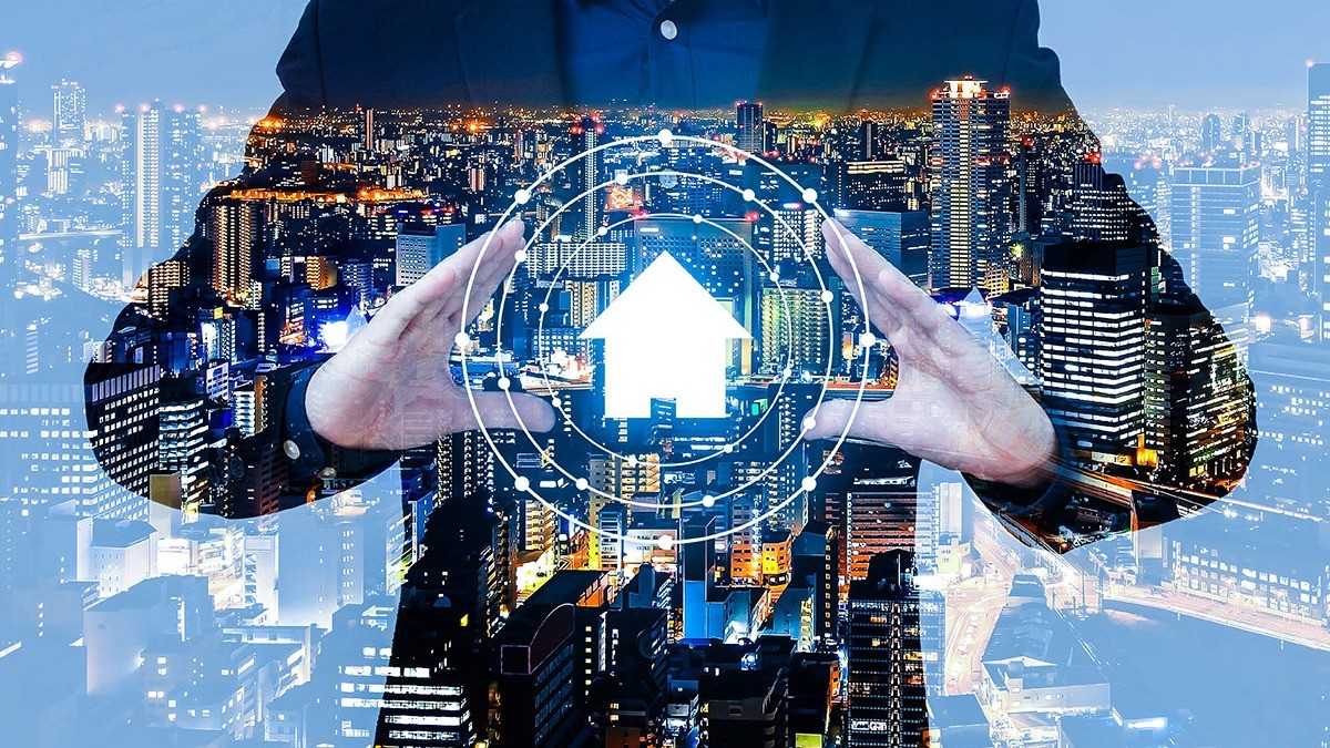 alt="eVoost AI Upends UAE Real Estate: Investors' and Developers' Crystal Ball"
