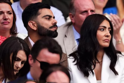 alt="Virat Kohli, Anushka Sharma Cheer on Djokovic at Wimbledon"