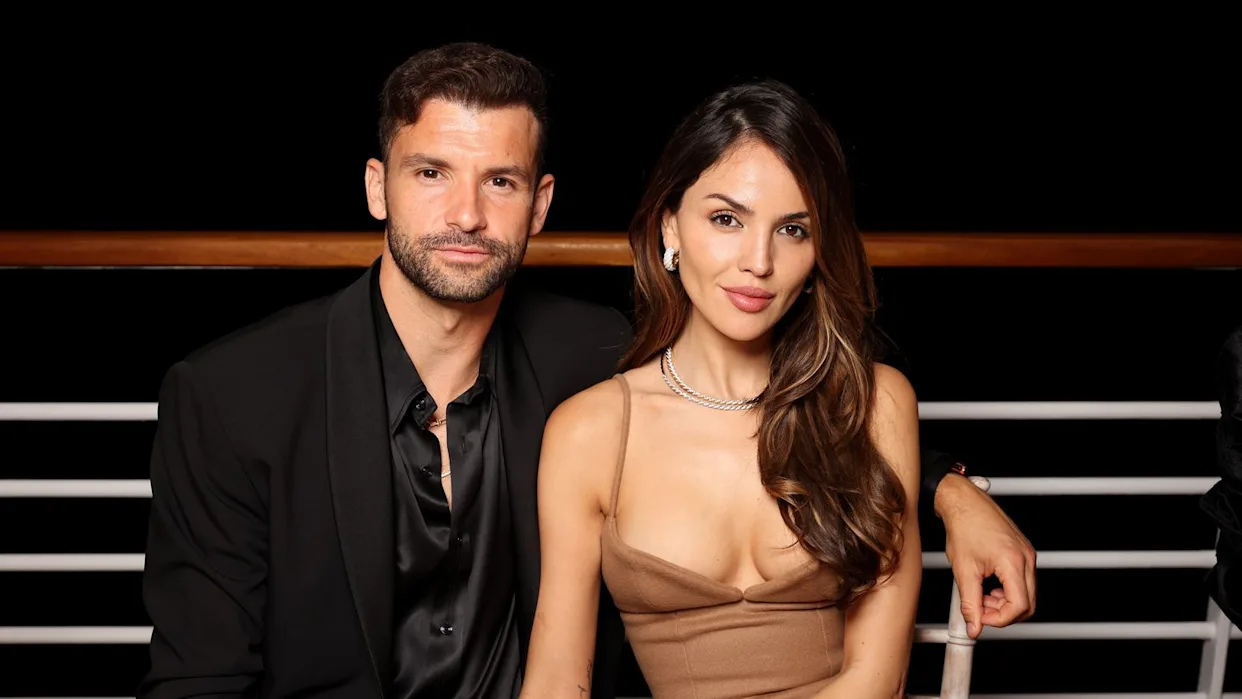 alt="Hollywood Actress Eiza González Encourages Grigor Dimitrov"