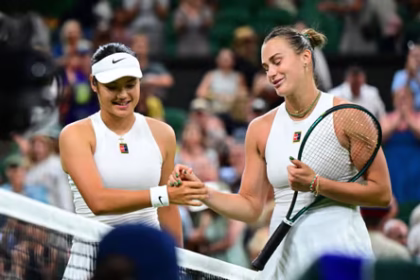 alt="Raducanu Leaves Wimbledon Following a Stunning Battle with World No. 1 Sabalenka"