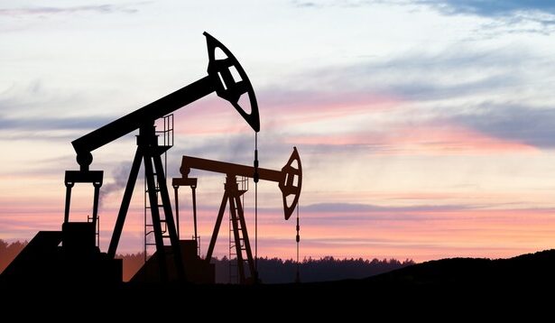 alt="Fears of Tariffs and an OPEC+ Output Boost Cause Oil to Drop"