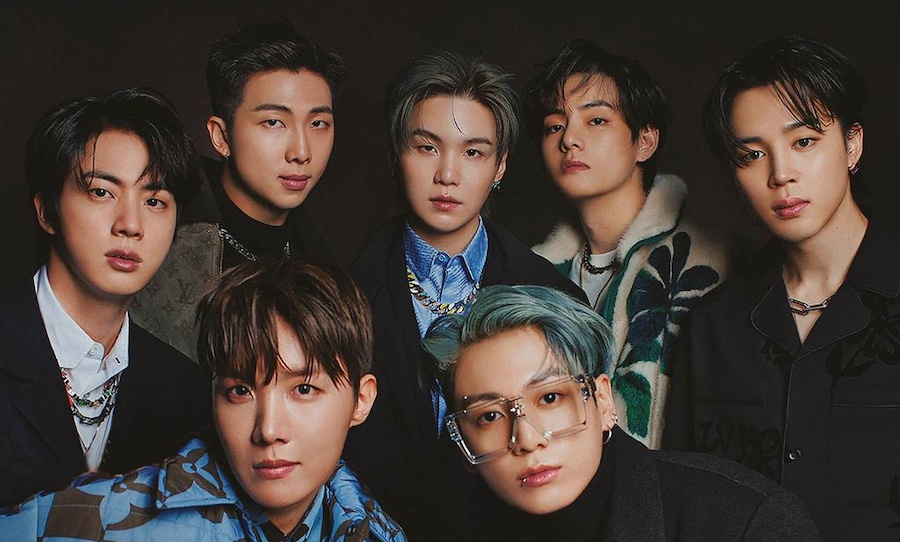 alt='BTS Reunites Live After 3 Years, Tease 2026 Comeback Album!"