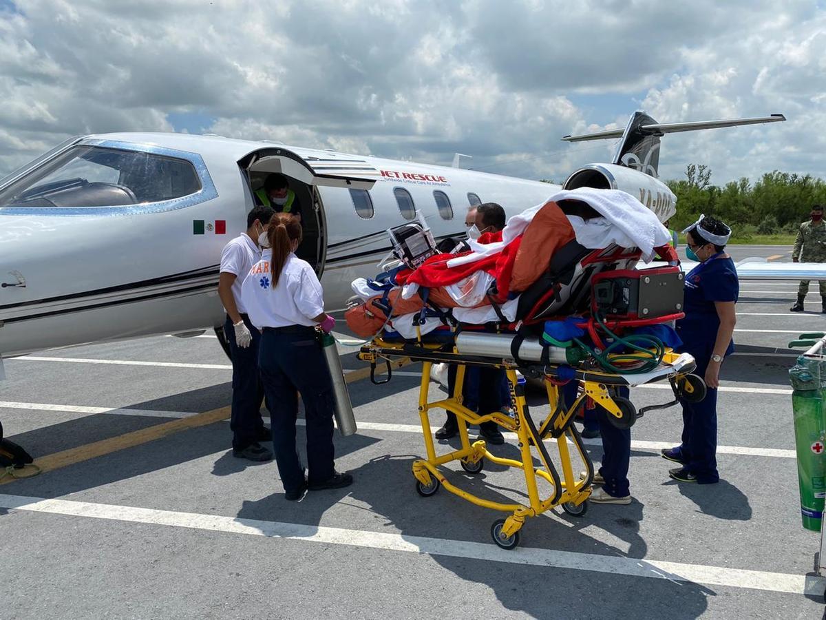 alt="UAE Deploys Emergency Air Ambulance Rescue Following Oman Highway Disaster"