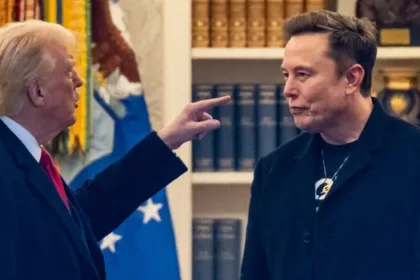 alt="Tesla Stock Drops More Than 5% Amid Trump-Elon Musk Conflict"