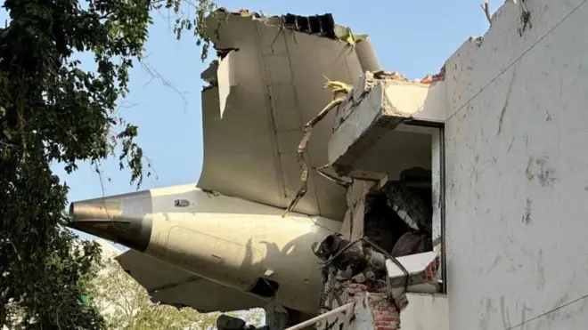 alt="Pilot Organisations Denounce Suicide Allegation in Air India Crash Investigation"