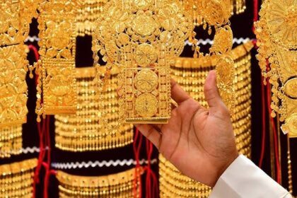 alt="Amid Fed Watch, Dubai Gold Soars Above Dh370: Should Buyers Purchase Now?"