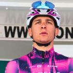 alt="After a fatal crash, Italian cyclist Samuele Privitera passes away at the age of 19"