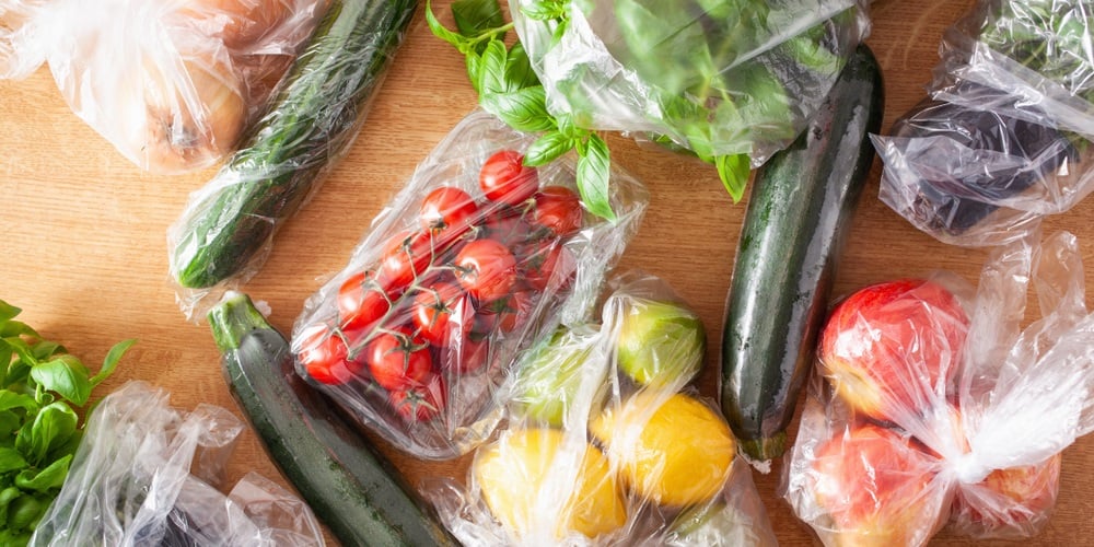 alt="Oman Broadens Plastic Bag Prohibition: New Stage Aimed at Stores and Bakeries"