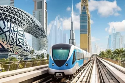 alt="Dubai Metro Hours Are Extended by RTA for the 2025 Global Encounters Festival"