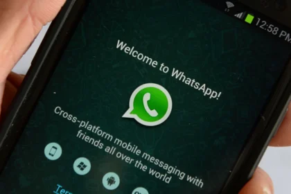 alt="hackers-deploy-thousands-of-urls-to-seize-whatsapp-accounts"
