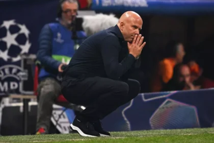 alt="liverpools-set-piece-woes-continue-warns-coach-slot"