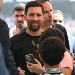 alt="how-much-did-lionel-messi-earn-from-india-tour-organiser-shares-details"