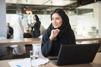 alt="uae-women-workforce-hits-45-4-skilled-jobs-in-private-sector"