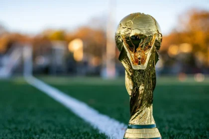 alt="mastercard-debuts-access-pass-as-abu-dhabi-grand-prix-fever-peaks"