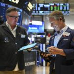 alt="us-stocks-rise-as-weak-jobs-data-boosts-rate-cut-odds"