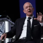 alt="uae-president-receives-amazons-jeff-bezos"