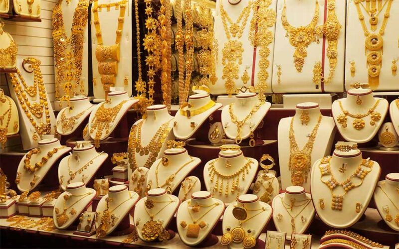 alt="planning-your-year-end-gold-shopping-in-dubai-get-ready-for-steeper-prices"