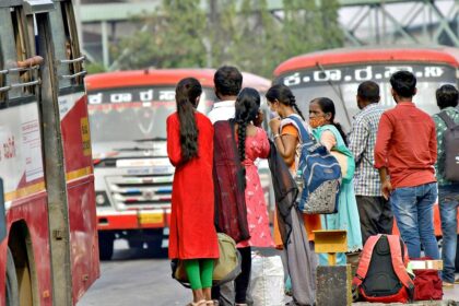 alt="ksrtc-bus-screening-of-dileep-film-sparks-protest"