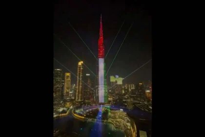alt="burj-khalifa-lights-up-for-uae-national-day"