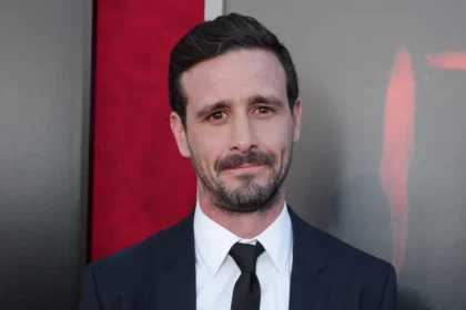 alt="james-ransone-the-wire-actor-dies-in-apparent-suicide-at-46"