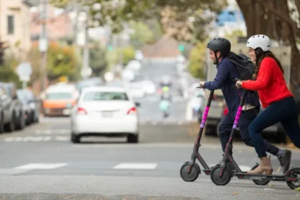 alt="dubai-e-scooter-crash-leaves-rider-with-three-spinal-fractures"