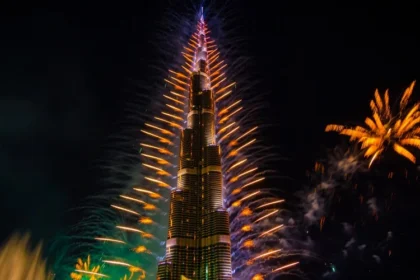 alt="liwa-festival-2026-kicks-off-with-dazzling-burj-khalifa-lights-drones-fireworks"