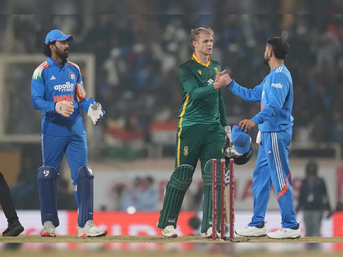 alt="south-africa-beat-india-by-four-wickets-to-level-odi-series"