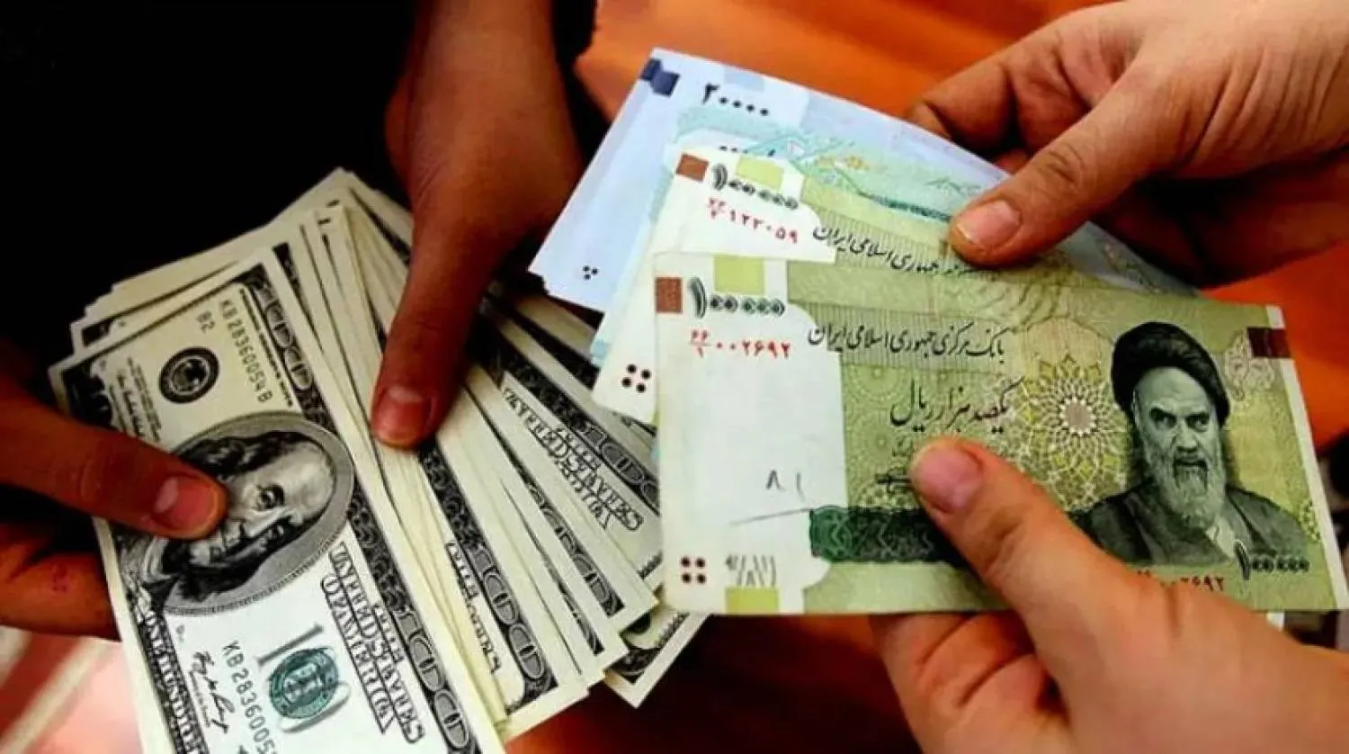 alt="iranian-rial-in-free-fall-experts-assess-future-of-currency-and-economy"