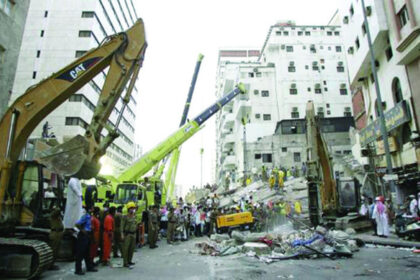 alt="jeddahs-unsafe-buildings-face-utility-cut-offs-and-demolition"