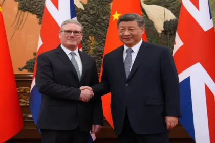 alt="british-pm-starmer-arrives-in-beijing-to-meet-chinese-president-xi"